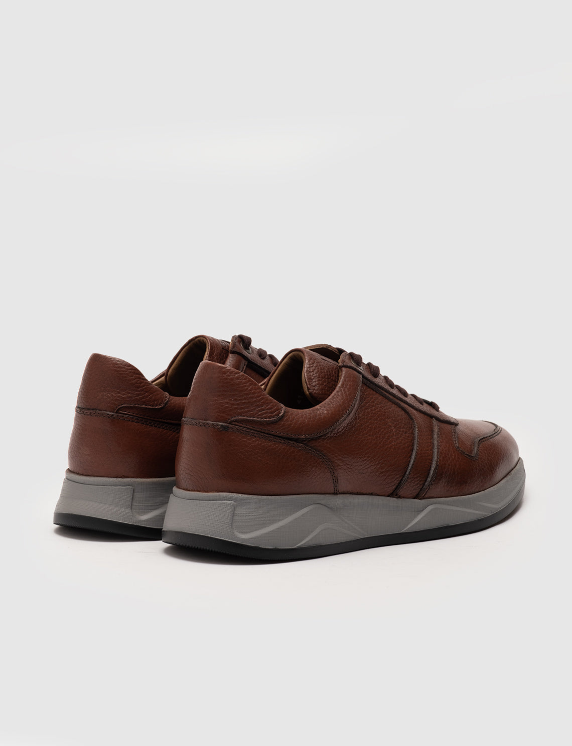 Cabani 507M1524 Erkek %100 Hakiki Deri Spor Ayakkabı 570 Taba Alkol