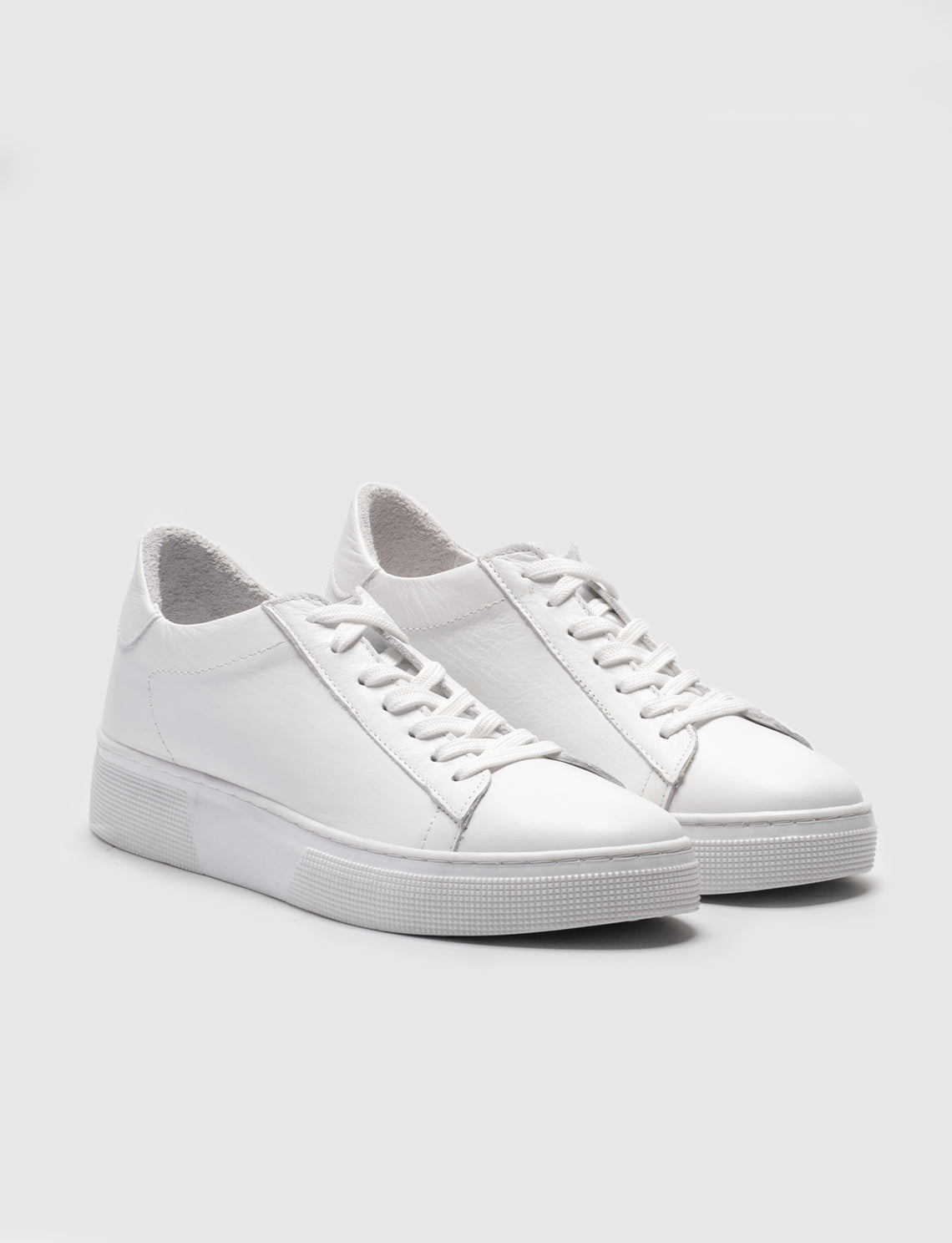 Women White Genuine Leather Lace Up Sneakers