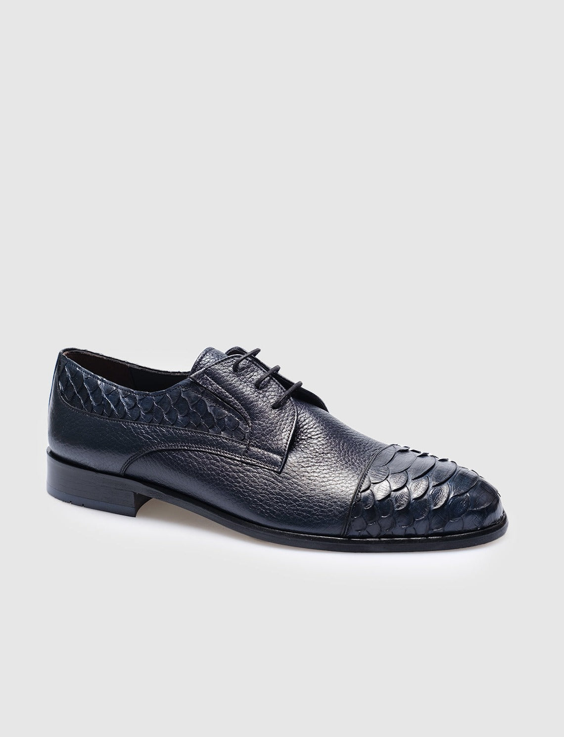 Men Dark Blue Genuine Leather Classic Shoes